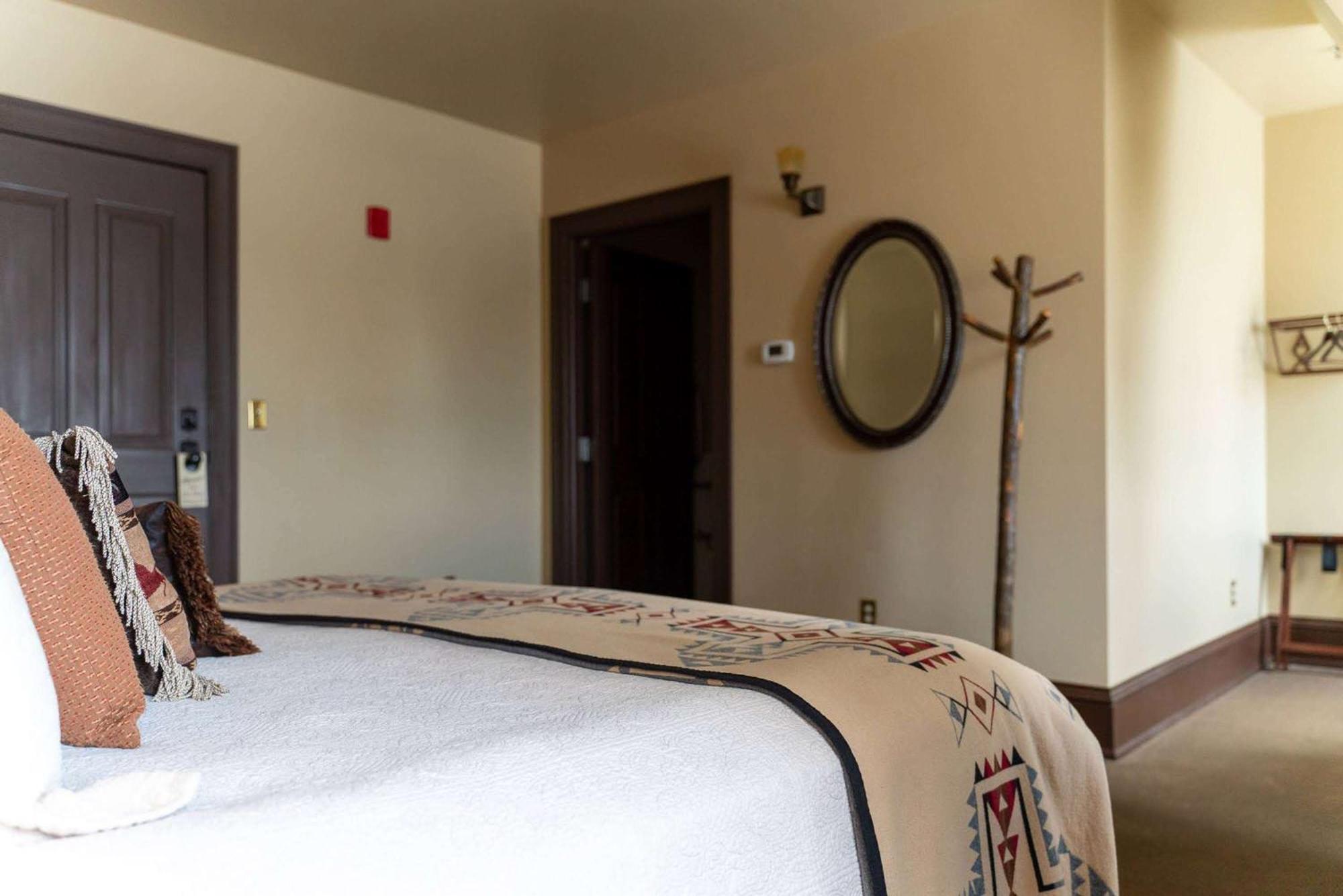 Sheridan Inn - Best Western Signature Collection מראה חיצוני תמונה